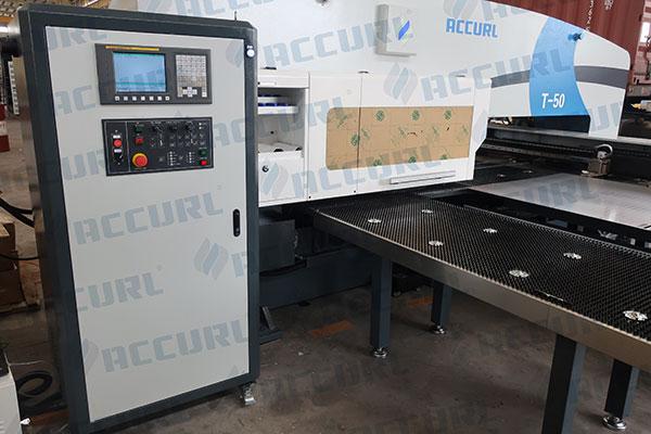 Sistema de controle Oi-PO da série FANUC para prensa perfuradora CNC da ACCURL 